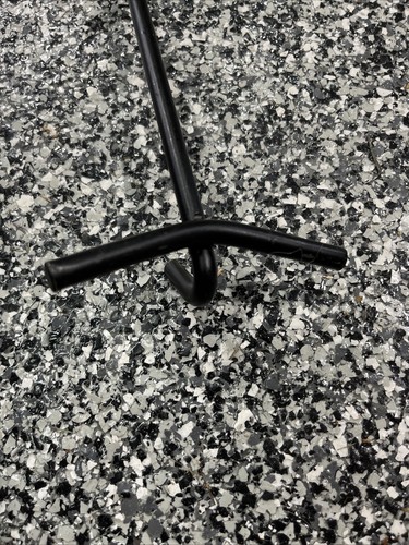 Lodge A5 Camp Dutch Oven Lid Stand 14.3 in L x 4-1/4 in W Black - Picture 6 of 8