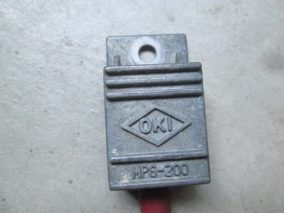 HONDA CB650 A / CB650C CUSTOM / CB650SC NIGHTHAWK 30400-426-154 / 30400-460-662 - Imagem 2 de 4