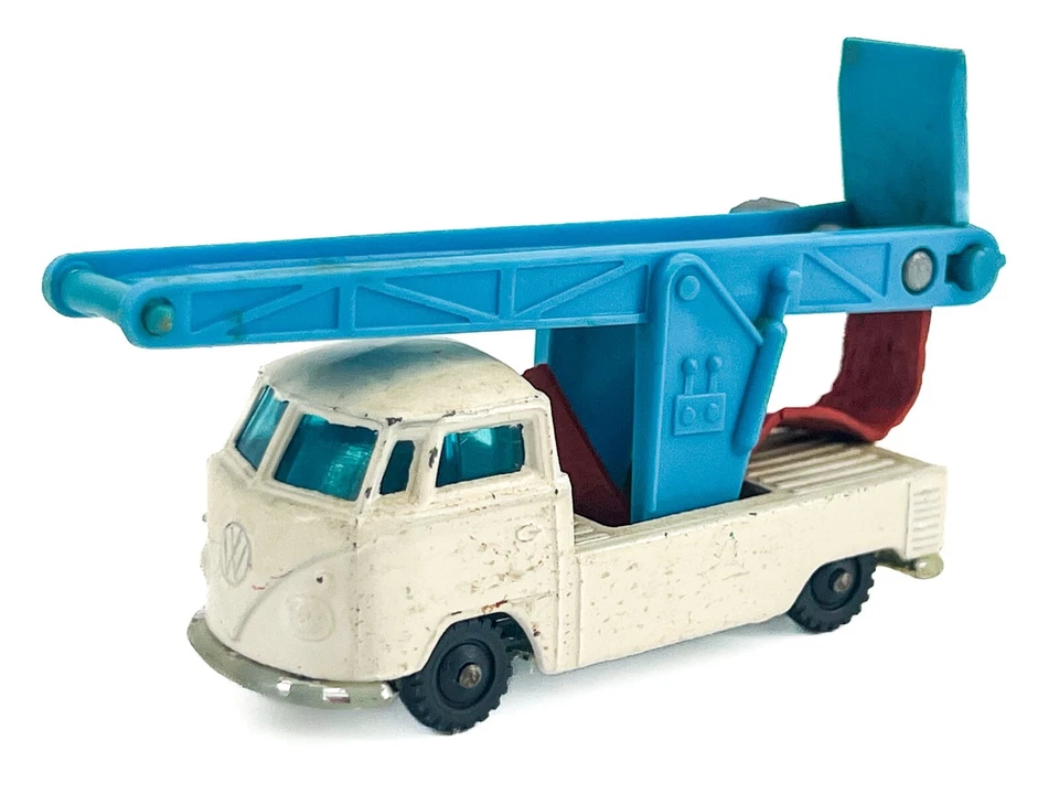 Camioneta Volkswagen Husky de colección blanco roto + plataforma elevadora, camioneta autobús cabina simple ASIS Foto 3 de 4