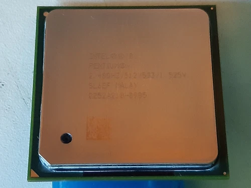 Intel Pentium 4 2.40GHz 512 533 1.525V SL6EF Malaysia 0252A218-0985