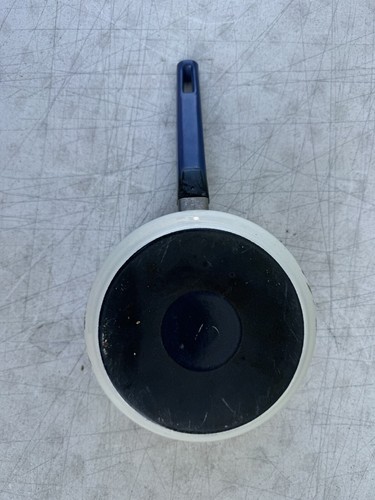 Vintage Enamel Covered Sauce Pan Blue Floral 7" Floral Cookware Pot With Lid - Picture 16 of 19