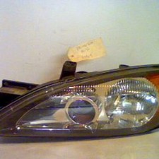 Feu avant (phare) Nissan PRIMERA