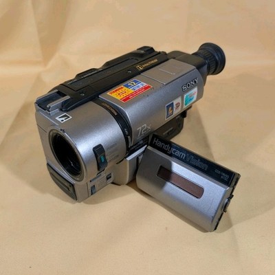 Sony Handycam Vision CCD-TRV65 NTSC Hi8 Camcorder 18x Optical 72x w/ Nightvision