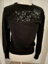 Anne Klein Knitwear Long Sleeve Sweater Womens Size M w/Silver Accent