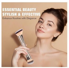 Dual-Ended Foundation Brush: Round Angled Pro-Grade makeup brushes, 100