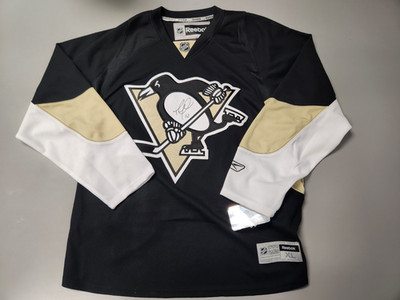 Reebok Pittsburgh Penguins NHL Premier Jersey   Size XL   Gary Roberts Autograph