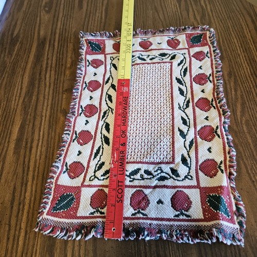 5 Woven Apple Tapestry Red Green Placemat Country Cottage Vintage - Picture 8 of 9