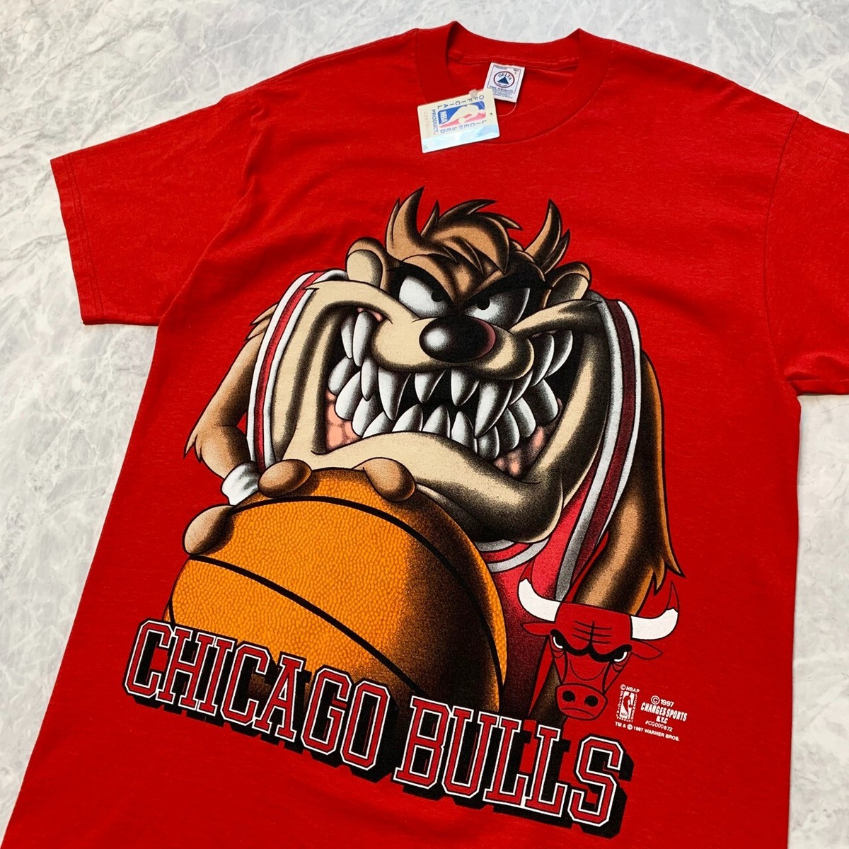 Looney Tunes Chicago Bulls スウェット Chicago Bulls Looney Tunes Taz Graphic Crew Sudadera