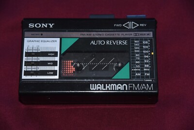 Sony WM-F18 Walkman Cassette Player AM/FM Radio Working New belt