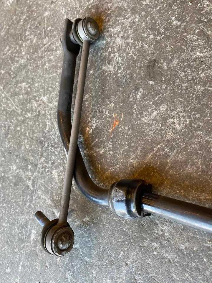 2002 - 2015 MINI COOPER Rear Anti Sway Suspension Stabilizer Bar with Linkage - Image 4 of 4