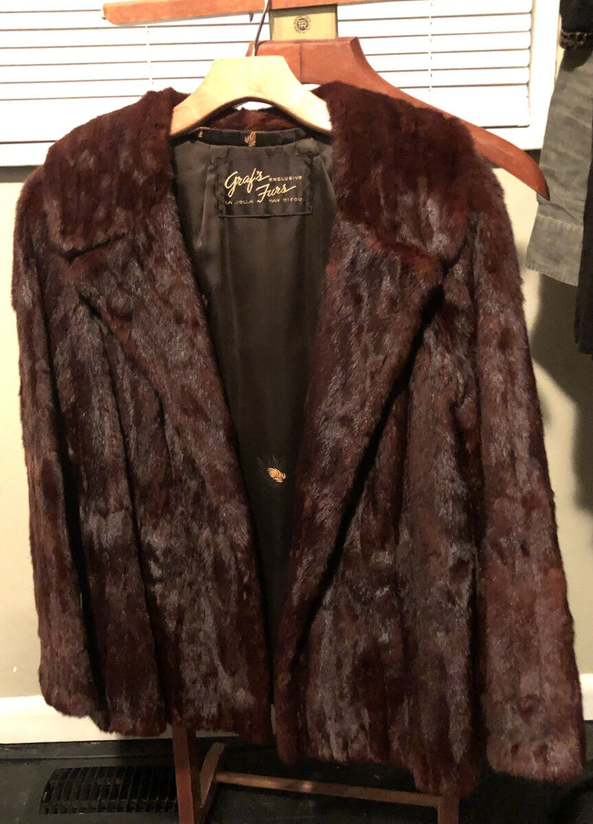 Vintage Graf's Exclusive Furs Brown Mid Length Squirrel Fur Vintage Graf's Exclusive Furs Brown Mid Length Squirrel Fur