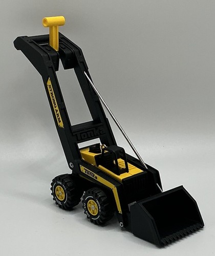 TONKA STRONG ARM LOADER "HASBRO" CHRISTMAS TREE ORNAMENT HALLMARK KEEPSAKE - Picture 5 of 12