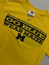 Vintage Nike University Of Michigan Football T Shirt Small Yellow Mens Go Blue