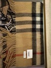 Écharpe Burberry Beige 100% Cachemire