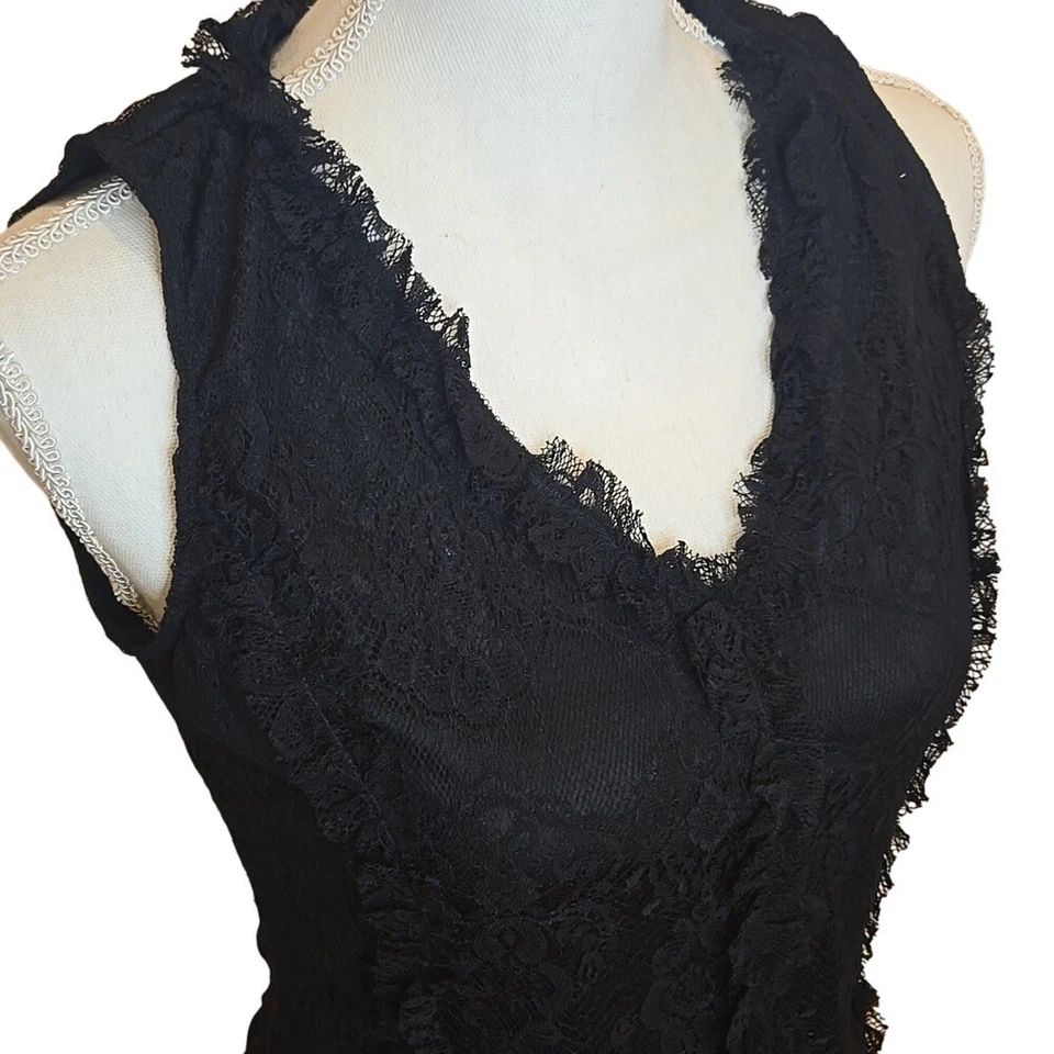Camiseta sin mangas Lily White XS Y2K negra de encaje con cuello en V caprichosa casa de campo de hadas vintage Foto 4 de 4