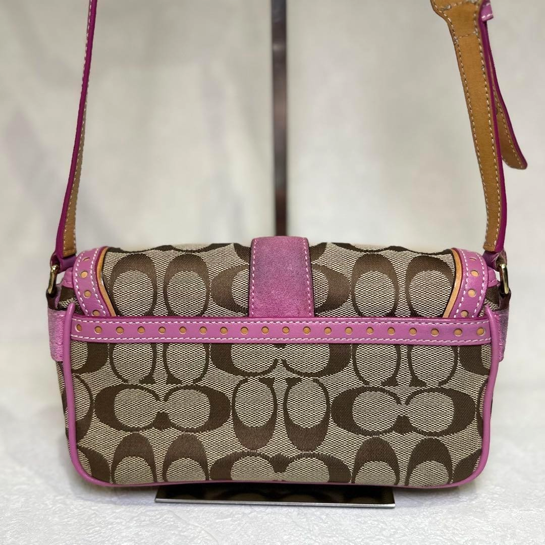 バッグ COACH shoulder Bag Soho Signature Pink COACH Signature Soho Mini Shoulder Bag Heart Pink Canvas Suede