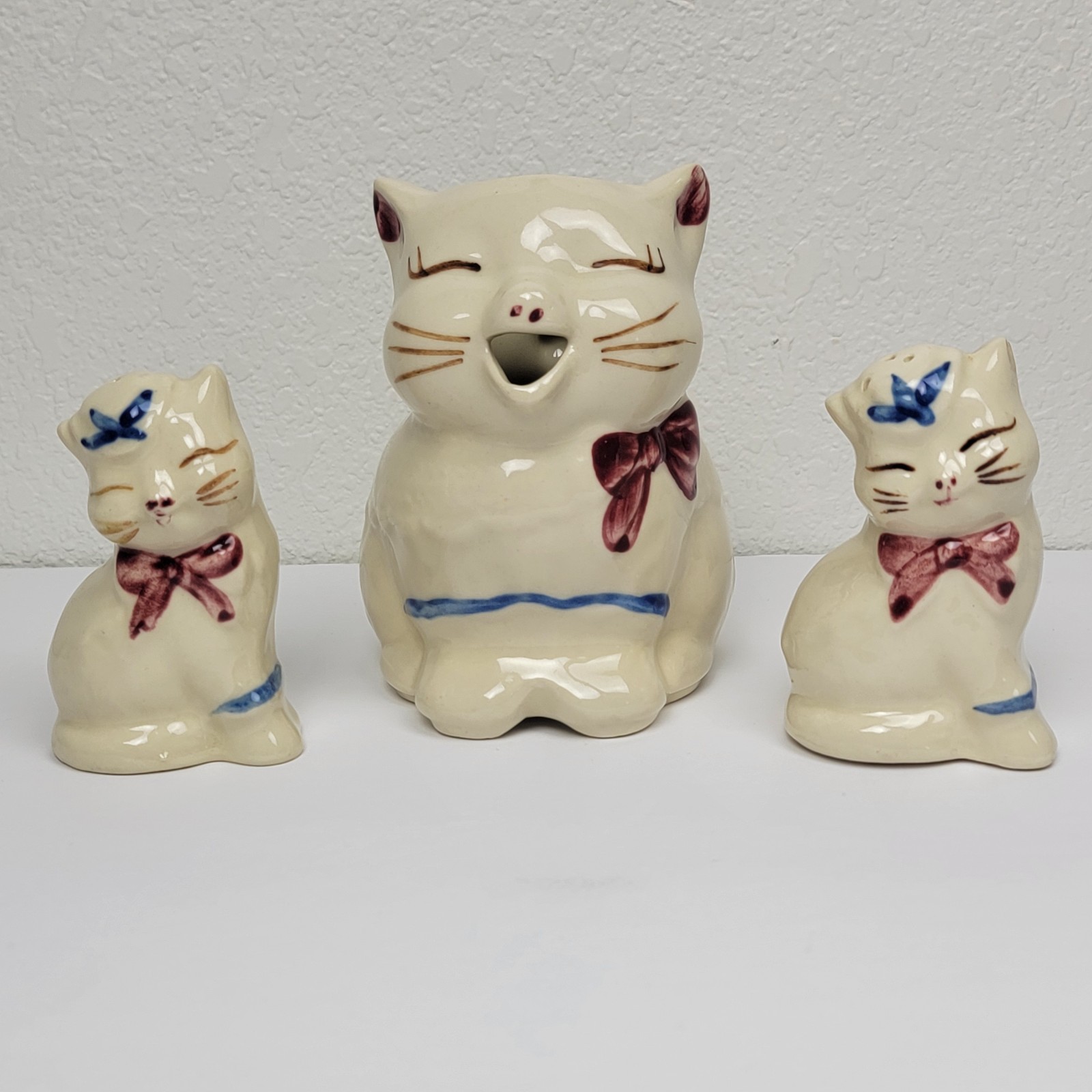 Vintage Shawnee Pottery Puss N Boots Cat Creamer Salt & Pepper Shaker USA