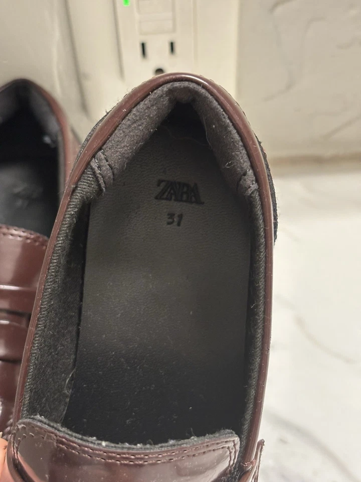 Zara Kid Loafers Size 31 Maroon Burgandy Size 13 US Dress Up Formal Shoes Unisex - Image 4 of 4