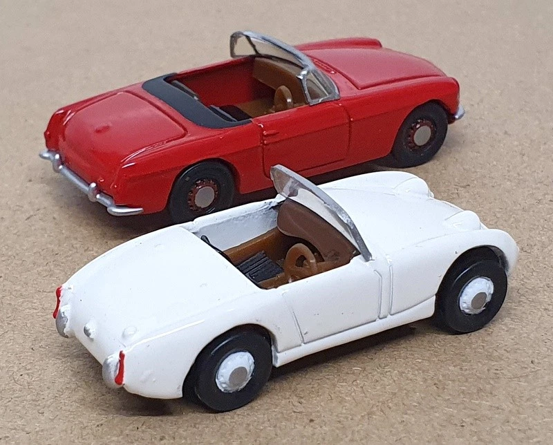 EFE 1/76 Scale 11502 11702 - MGB Roadster & Austin Healey Sprite - Red White - Image 2 of 4