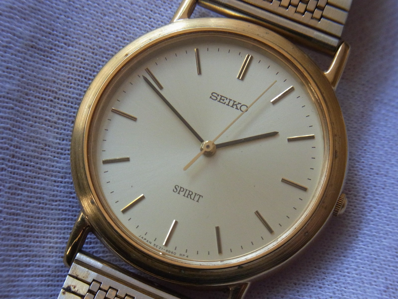 JUNK! 5 JUNK! MENS BAR SPIRIT SEIKO RESIST 5E21-6C00 WATCH - vintagewatches.pk