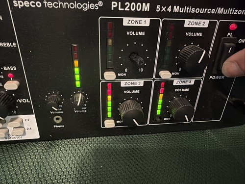 Amplificador PA Speco Technologies PL200M 5x4 Multi Fuente Multi Zona Leer Des. - Imagen 2 de 12