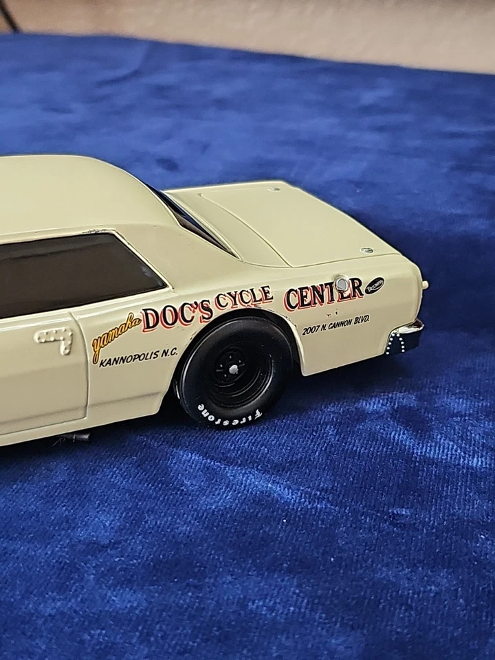 1964 Dale Earnhardt 1/24th "1st Asphalt Win" Chevelle b/w bank w/o Box - Image 4 of 4