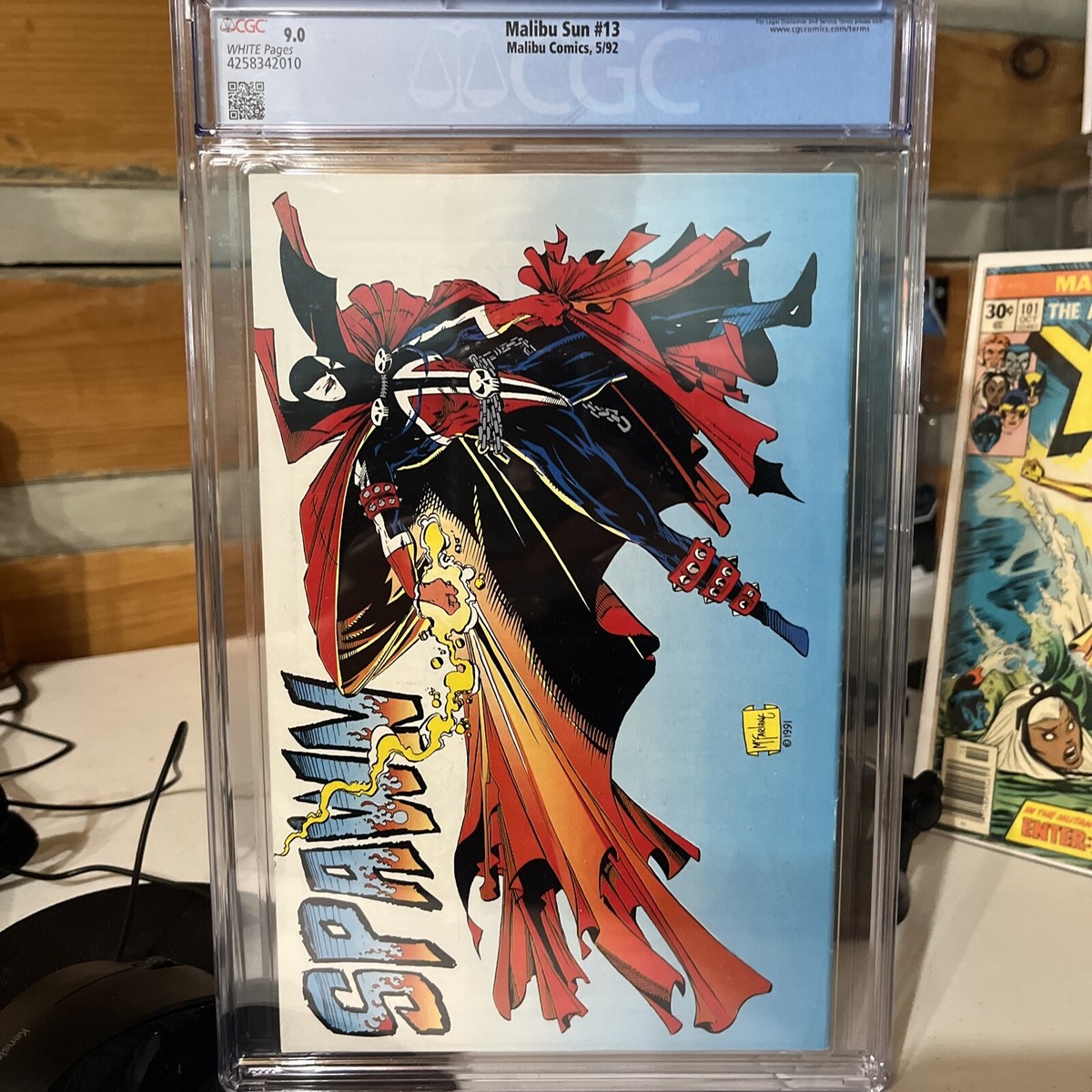 Malibu Sun #13 CGC 9.0 White Pages Todd Mcfarlane Spawn 1st Malibu Sun #13 CGC 9.0 White Pages Todd Mcfarlane Spawn 1st