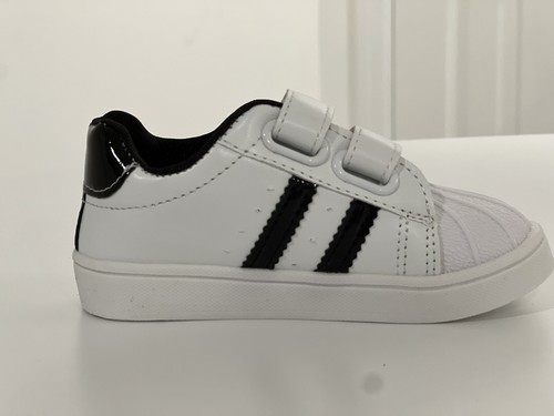 Kids White And Black Sneakers. Basic Kids Shoe. Always In Style.  Boys/Girls.  - Picture 7 of 11