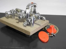 REPLACEMENT RED FINGER PIECES FOR MOST MODELS OF VIBROPLEX KEYERS - FREE DEL USA