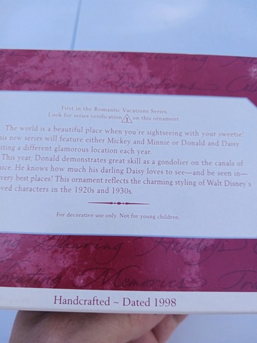 Hallmark Keepsake Donald And Daisy In Venice New Series Ornament - Picture 5 of 10