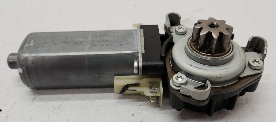 12-14 Mercedes Benz C250 Asiento Delantero Derecho Ajuste Motor OEM 0390203002 Foto 4 de 4