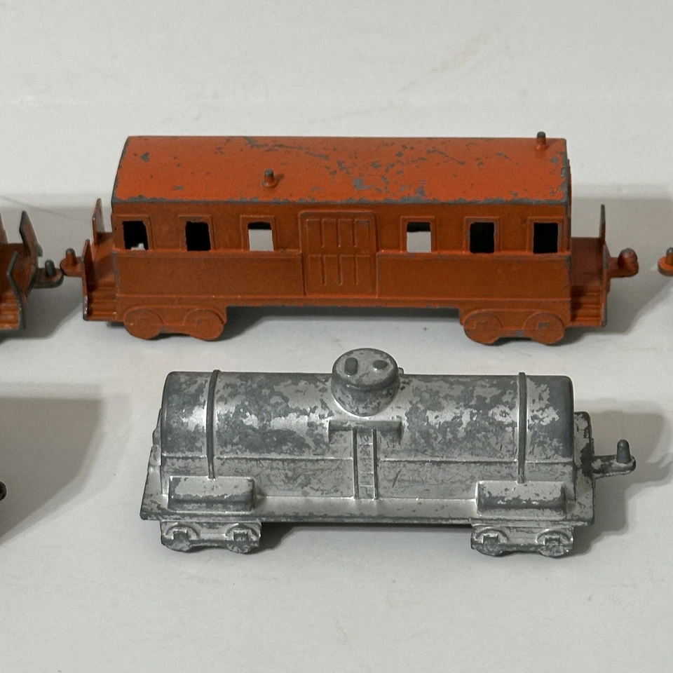 Lote mixto de 6 vagones cisterna motor tren Midgetoy vintage Foto 3 de 4