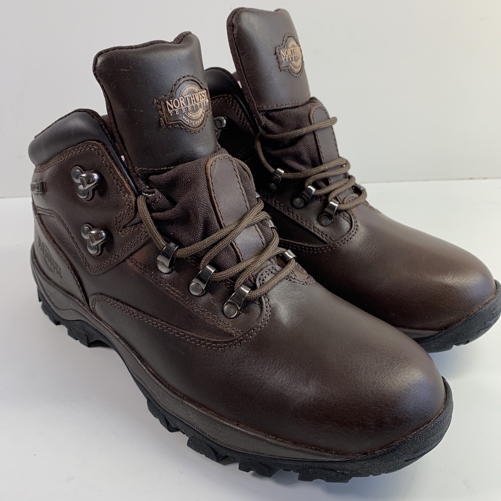 Northwest Territory Inuvik Men's Leather Waterproof Walking Boots, UK