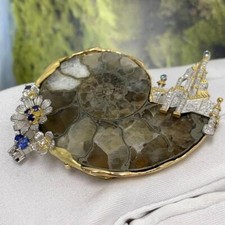 Nobuko Ishikawa Ammonite Fossil Brooch – K18, Pt900, Diamond & Sapphire – Signed