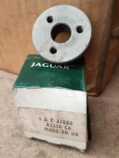 Jaguar XJS XJ12 A/C Compressor Pulley Carrier C37886 NEW GENUINE