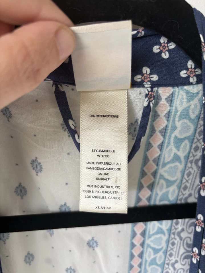 Bata corta envolvente In Bloom By Jonquil kimono floral boho geo para mujer XS/S Foto 4 de 4