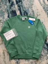 NWT Adidas Trefoil Essentials Crew Sweatshirt Preloved Green Men s Sz S FREESHIP