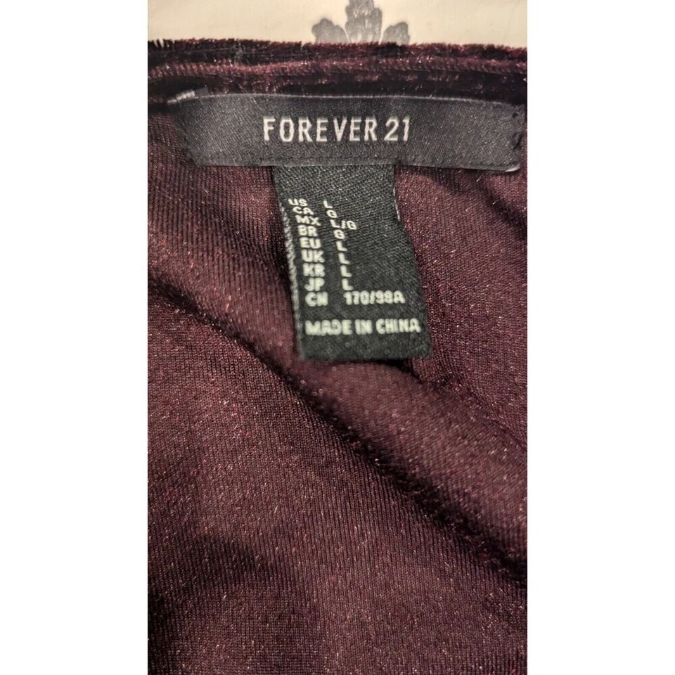 Forever 21 Burgundy Crushed Velvet Long Sleeve Skater Dress Size L - Image 3 of 3
