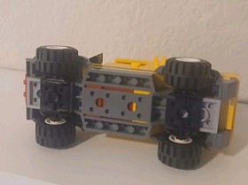 LEGO CITY  Mining Truck 4x4 w/ accessories 4200 inomplete building toy