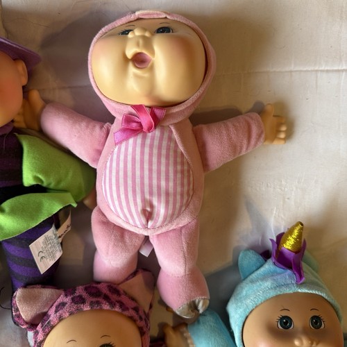 Cabbage Patch Cuties Plüschpuppe 5 Stück - weicher Körper CPK Fantasy Friends - Bild 6 von 12