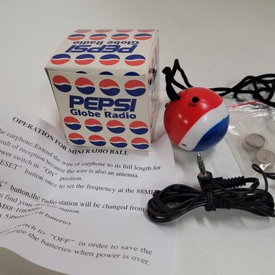 Vintage AM/FM Pepsi Cola  Promotional Plastic Globe Radio  1992 Buy 2 Get 1 Free