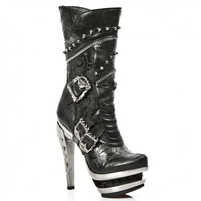 gothic skull boots