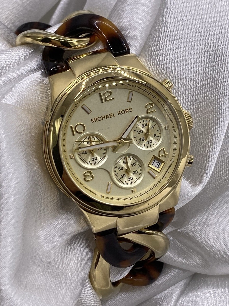 Michael Kors Runway Twist Chain Link Watch MICHAEL KORS MK7472 Slim Runway Gold-Tone Curb Link Bracelet  main image 4