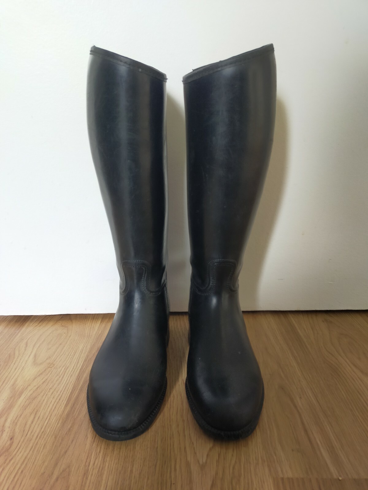 aigle wellingtons junior size Eu31 
