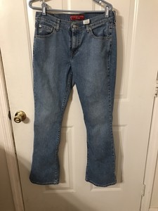 levis 515