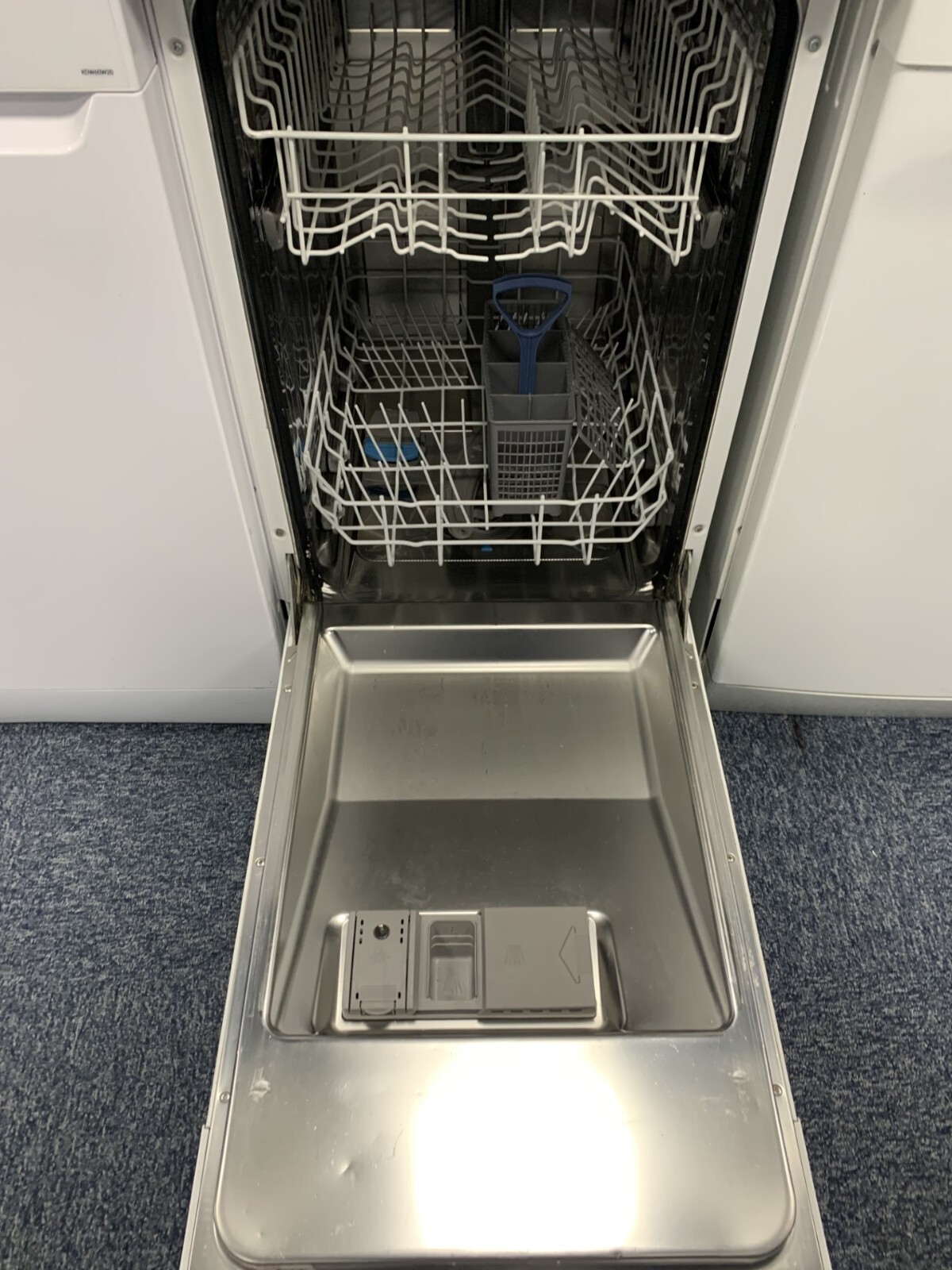 Bosch slimline dishwasher freestanding, white. ( 285827 ) eBay