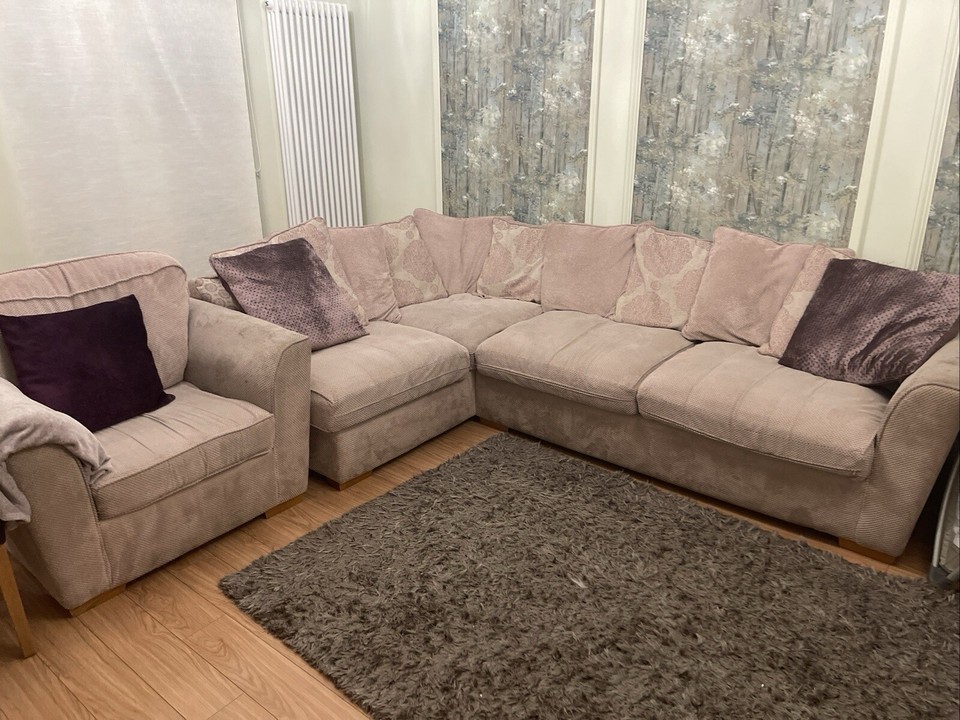 Oak Furnitureland Nebraska Right Hand Corner Sofa in Fawn Fabric RRP £