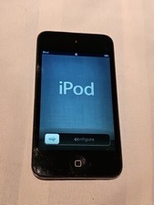 Apple iPod Touch 4th Generation A1367 Black 8 GB 3.5 in Touchscreen Media Player