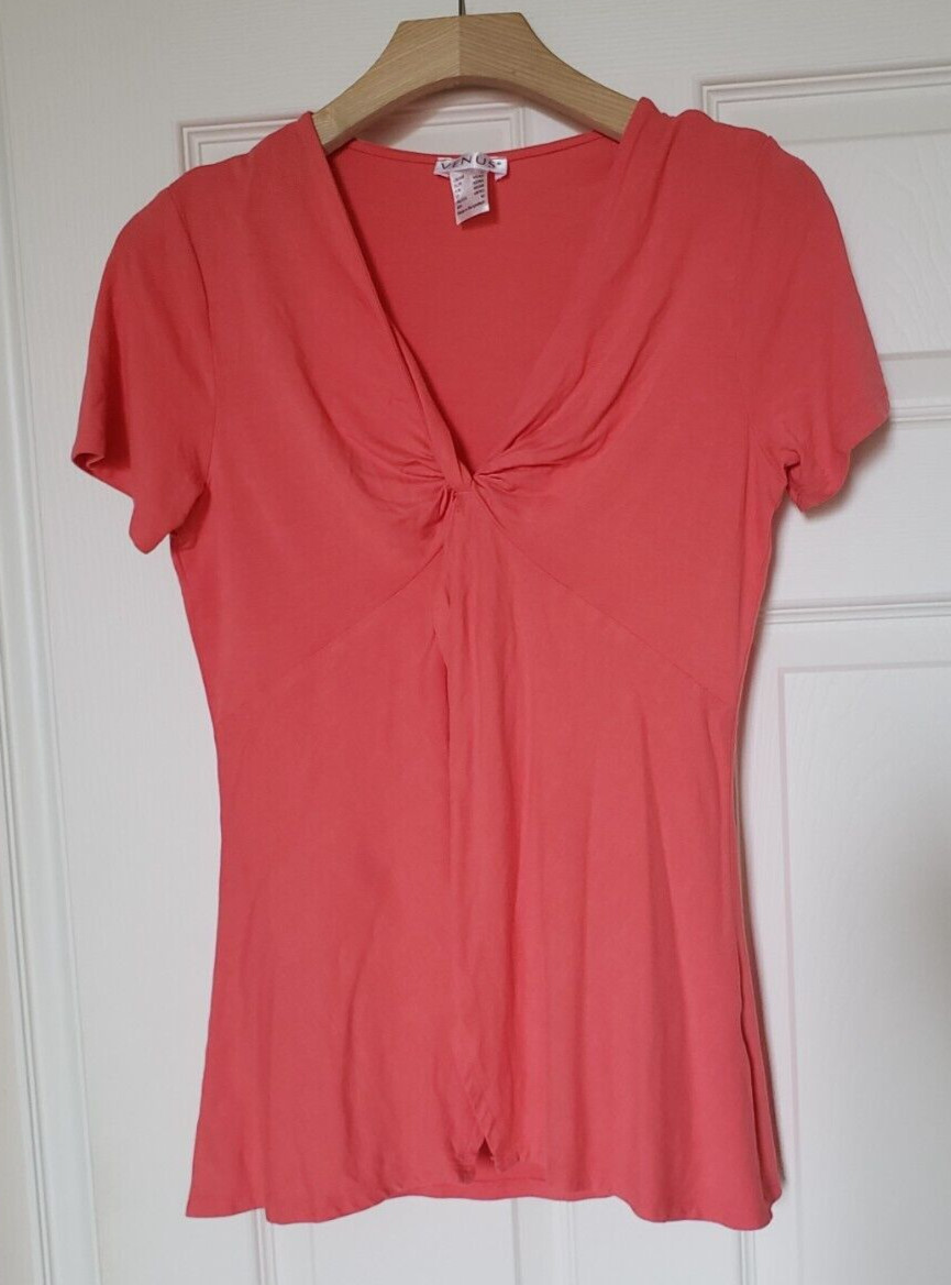 Venus Women's Coral Knot V-Neck Split Top - size Medium - EUC