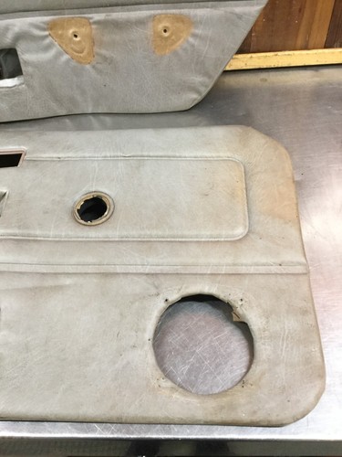 Triumph TR7 • Original Interior Door Panel Set. For Parts. KT832 - Picture 7 of 14